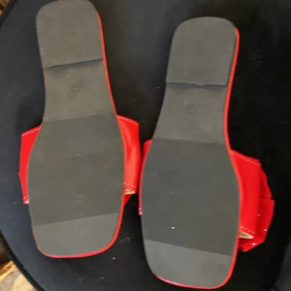 Flash sale final price accepted 💎 NWOT Red bow sandals - Picture 6 of 6